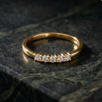 Bague Fine Pavée Éclat Doré