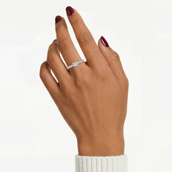 Bague "Poussière d'Étoiles" - Solitaire Carré Délicat