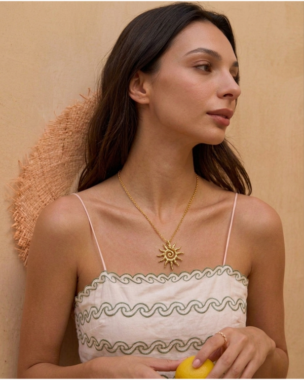 Collier Doré Soleil Ancestral