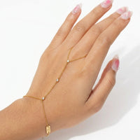 Chaîne de main dorée, bracelet bague